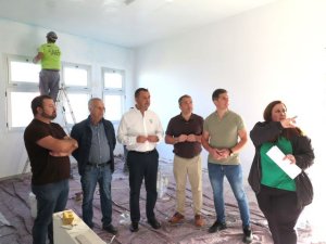 Guía: Las obras de remodelación y mejora del velatorio de Casas de Aguilar finalizan en abril
