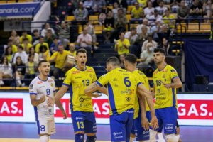 Voleibol: El CV Guaguas hace historia, tumba al subcampeón de Europa y se clasifica para la siguiente ronda (3-1)