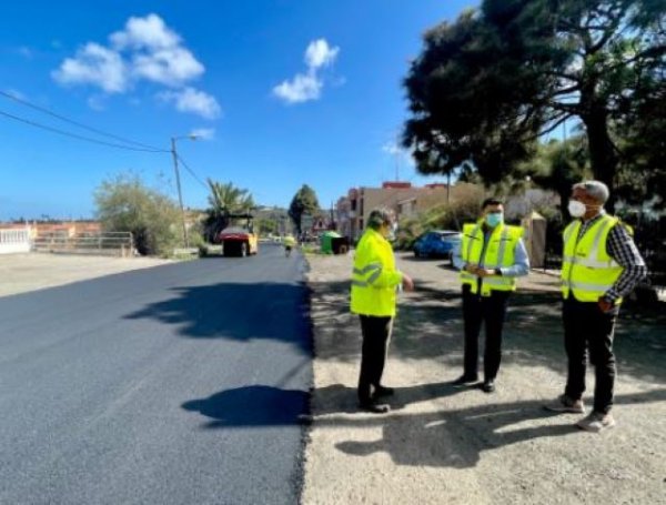 El Cabildo comienza las obras de asfaltado de la carretera de San Lorenzo (GC-308)