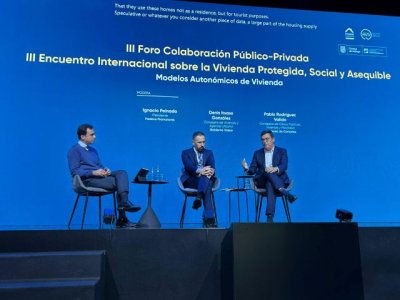 Pablo Rodríguez expone en Málaga las medidas que han situado a Canarias a la vanguardia en políticas de vivienda