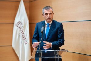 Manuel Dom&iacute;nguez anuncia un programa de tutorizaci&oacute;n para unir talento joven y senior