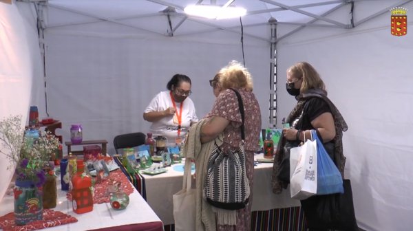La Gomera: La Feria Insular de Artesanía abre sus puertas con más de 60 artesanos de Canarias