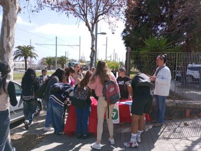 Una campa&ntilde;a en la Universidad con &lsquo;los pensionistas del futuro&rsquo;
