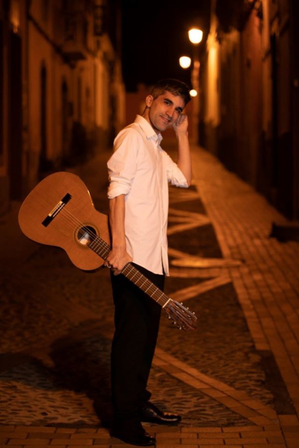 El guitarrista clásico Airam de Vera regresa, en concierto, a la Casa-Museo Tomás Morales de Moya