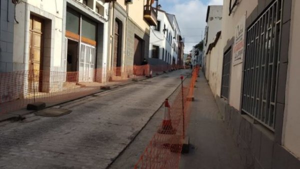 Teror: La Calle Nueva se fresará y asfaltará este jueves por la noche