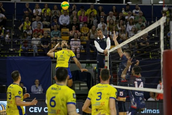 Voleibol CEV Champions: El CV Guaguas quiere atar en República Checa el pase a cuartos de final