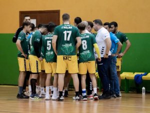 Balonmano: Cruel desenlace para el Km13 G&aacute;ldar en su visita a Ingenio (30-28) (V&iacute;deo)
