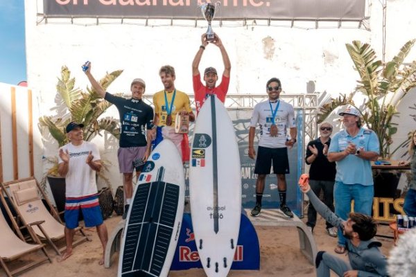 Paddle Surf: Benoit Carpentier y Luc&iacute;a Cosoleto, nuevos reyes del Lloret