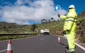 La Gomera: El Cabildo refuerza el operativo de carreteras durante este mes de agosto