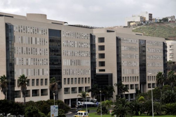 El Hospital Dr. Negrín incorpora este año a un total de 58 médicos internos residentes