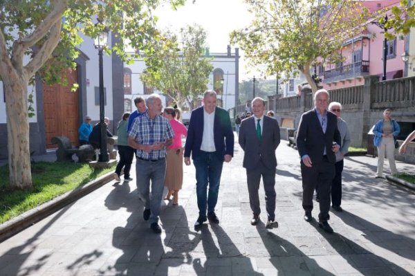 El Cabildo y el ayuntamiento de Firgas acuerdan culminar la circunvalación del norte hasta la entrada de la Villa