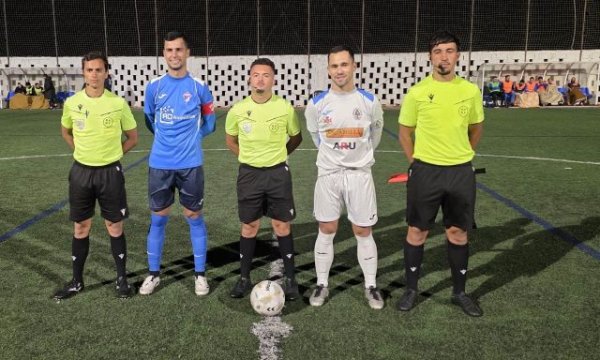 F&uacute;tbol 1&ordf; Regional: (4-1) El San Isidro sale de vac&iacute;o tras su visita a las median&iacute;as, ante el Artenara