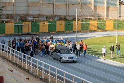 G&aacute;ldar dice adi&oacute;s a Venancio Monz&oacute;n Mendoza en la Ciudad Deportiva que lleva su nombre