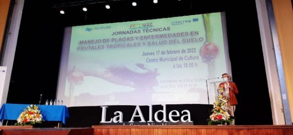 La Aldea: La consejera de Agricultura inaugura las jornadas de manejo de plagas