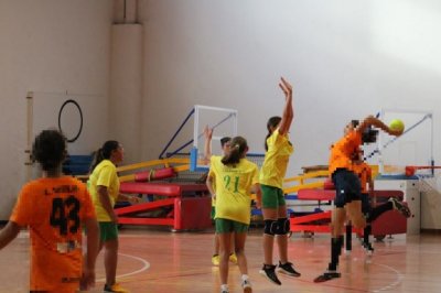 Balonmano: Las infantiles del G&aacute;ldar BF se desplazaron a Vecindario para jugar contra el SUREGRANCA