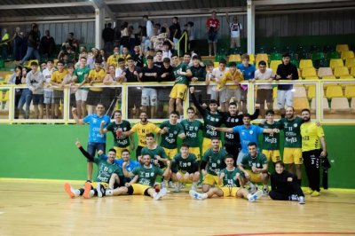 Balonmano: El Km13 G&aacute;ldar consigue una nueva victoria ante el Teucro (32-30)