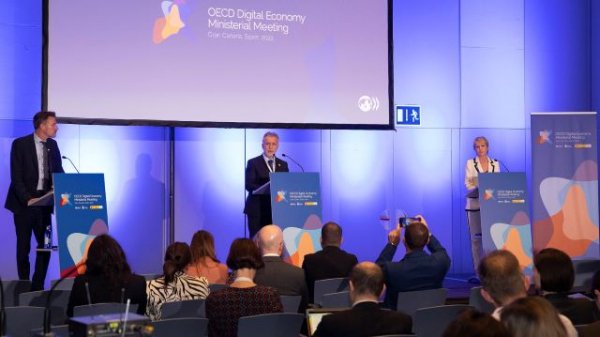 La Declaración Islas Canarias de la OCDE compromete a los países a propiciar un futuro digital sostenible