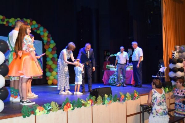 Gáldar: La Escuela Infantil de San Isidro despide el curso con una fiesta entrañable en el Centro Cultural Guaires