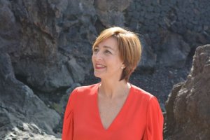 La Casa-Museo Antonio Padrón de Gáldar, acoge la presentación de ‘Plumas en el corazón’, de María José González