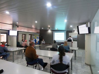 El Hospital Dr. Negrín trabaja con las asociaciones de pacientes en la planificación estratégica 2022-2025