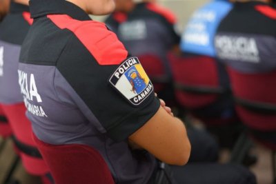 La Consejer&iacute;a de Presidencia elimina la prohibici&oacute;n de tatuajes para acceder a la Polic&iacute;a Canaria