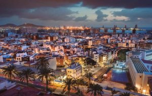 Se presenta en la biblioteca de Santa Lucia de Tirajana la exposición ‘Una isla contada. Antología para recorrer Gran Canaria’