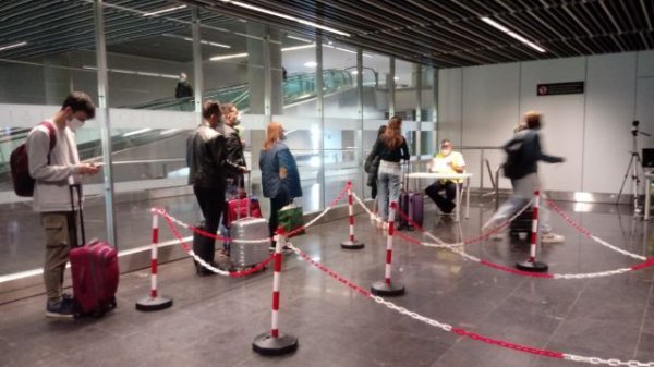 Sanidad inicia este miércoles el cribado de pasajeros nacionales que entren en Canarias