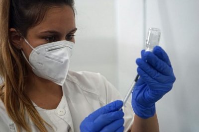 Sanidad mantiene activos puntos de vacunaci&oacute;n contra la covid-19 en todas las islas durante el verano