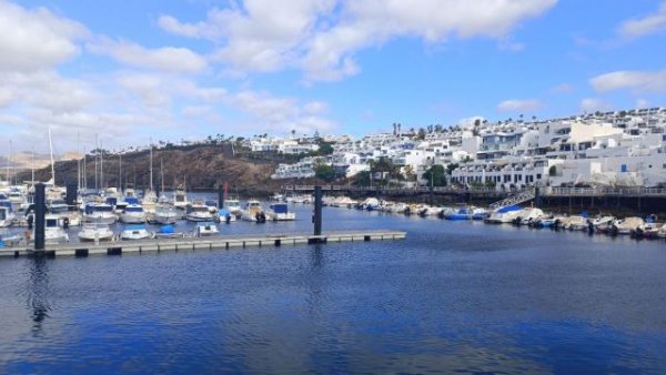 Los proyectos Ecoáreas Mardetodos y Buenamar rinden un homenaje a los pescadores de La Tiñosa, en Lanzarote