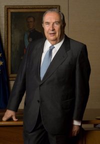 La Real Academia Canaria de Bellas Artes rinde homenaje audiovisual a tres figuras destacadas de la cultura en la Casa de Col&oacute;n