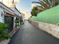 G&aacute;ldar: El Ayuntamiento asfalta la calle P&iacute;o XII, que une Marmolejos con Los Quintana