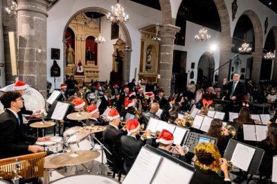 M&uacute;sica y teatro, unidos en el tradicional Concierto de Navidad de las Escuelas Art&iacute;sticas Ciudad de Gu&iacute;a