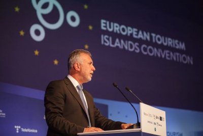 Torres clausura la I Convenci&oacute;n Europea de Islas Tur&iacute;sticas, que apuesta por una pol&iacute;tica com&uacute;n de la UE