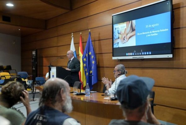 El Gobierno de Canarias conmemora el Día en Memoria de los menores robados y sus familias