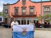 El Alcalde de Gu&iacute;a recibe al atleta Manu Luj&aacute;n antes de su partida a Italia al Campeonato de Europa de Carreras de Obst&aacute;culos