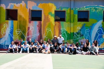 Más de 900 estudiantes participan en la creación de murales para un desarrollo sostenible