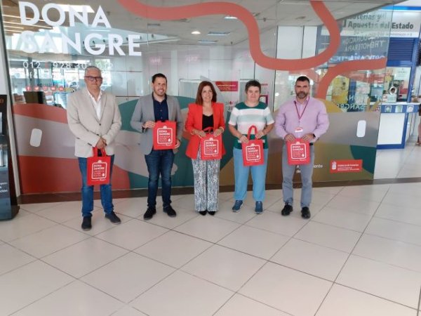 El ICHH conmemora el segundo aniversario del punto de donación del Centro Comercial Alcampo