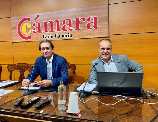 El comisionado del REF participa por primera vez en el pleno de la Cámara de Comercio de Gran Canaria
