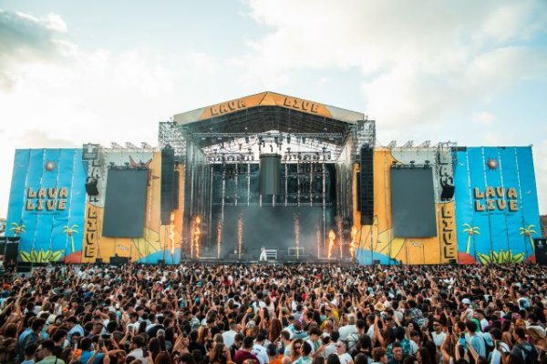 Lanzarote: Steve Aoki, sumo sacerdote en el altar de la música electrónica