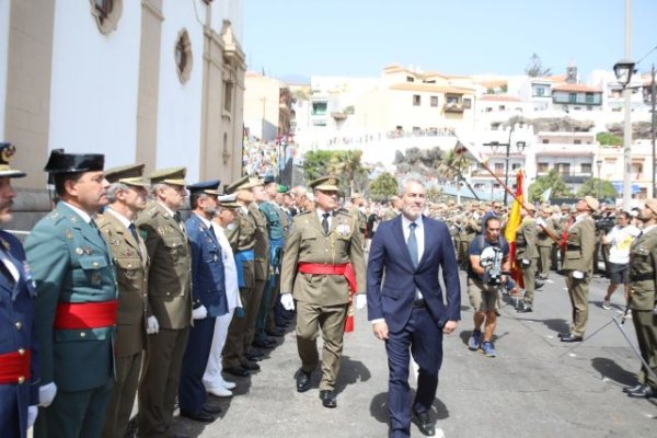 El Mando Militar de Canarias participa en el Día de la Fiesta de La Virgen de Candelaria