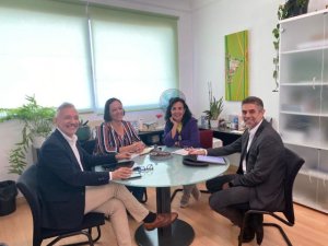 Javier Franco visita las instalaciones del Instituto Canario de Investigaciones Agrarias