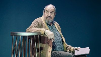 Jos&eacute; Mar&iacute;a Pou protagoniza &lsquo;Los jueves del Cuy&aacute;s&rsquo; con motivo de las funciones de &lsquo;El padre&rsquo;, de Florian Zeller